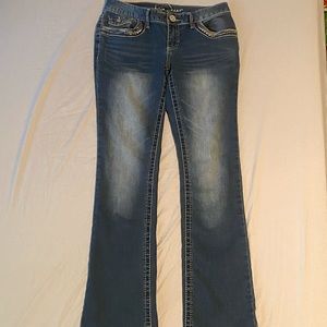 Ariya Jeans “Exclusively Curvy”